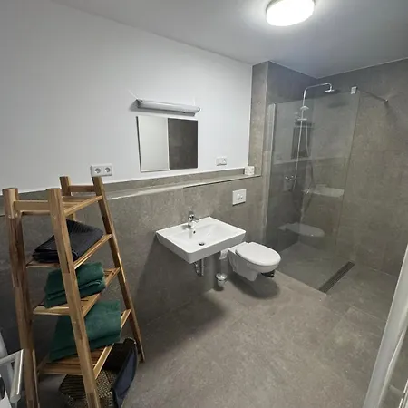 Bei Den Drei Gleichen #s *